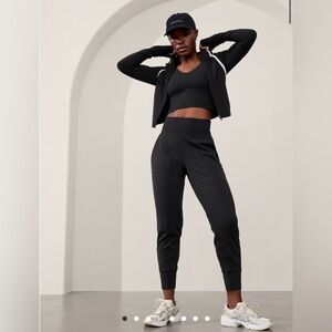 Athleta Venice HIGH RISE Jogger // Black #597888